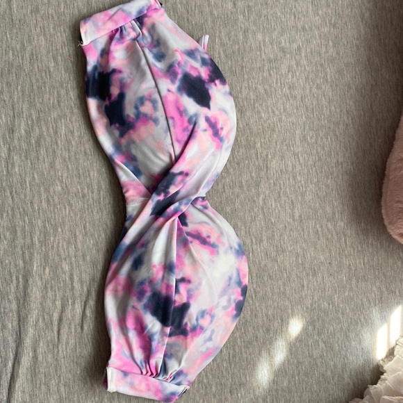 Victoria Seceret Pink bandue bikini - Picture 1 of 2